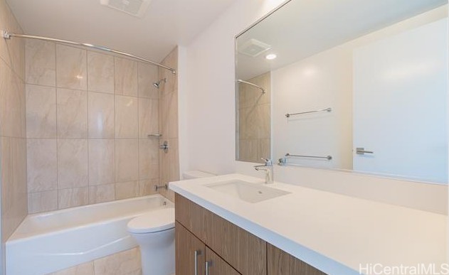 629 Keeaumoku St Unit 1303, Honolulu, HI 96814 - full bathroom with vanity and shower / tub combination