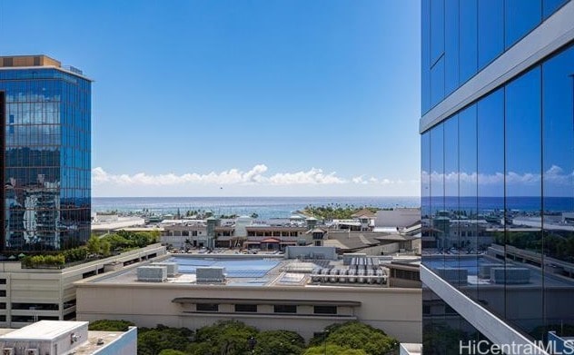 629 Keeaumoku St Unit 1303, Honolulu, HI 96814 - water view