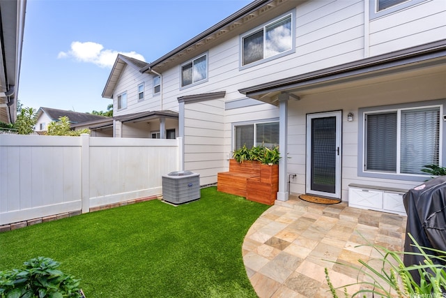 91-1021 Kaileolea Dr Unit H3, Ewa Beach, HI 96706 - view of yard featuring a patio area