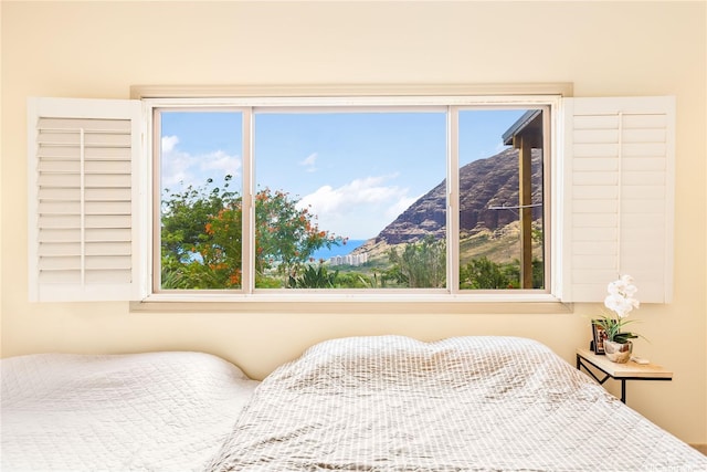 84-1369 Maunaolu St, Waianae, HI 96792 - bedroom featuring multiple windows and a mountain view