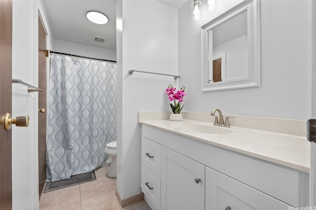 94-1069 Anania Cir Unit 16, Mililani, HI 96789 - full bath with vanity, tile patterned floors, and a shower with curtain