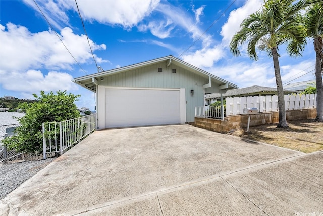 3795 Anuhea St, Honolulu, HI 96816 - view of front of house with driveway and an attached garage