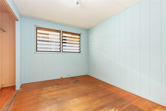 3038 Lanikaula St, Honolulu, HI 96822 - unfurnished room featuring wood-type flooring