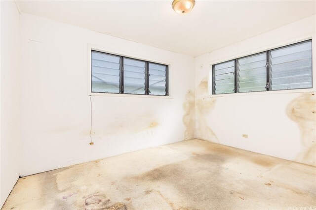 3038 Lanikaula St, Honolulu, HI 96822 - view of carpeted empty room