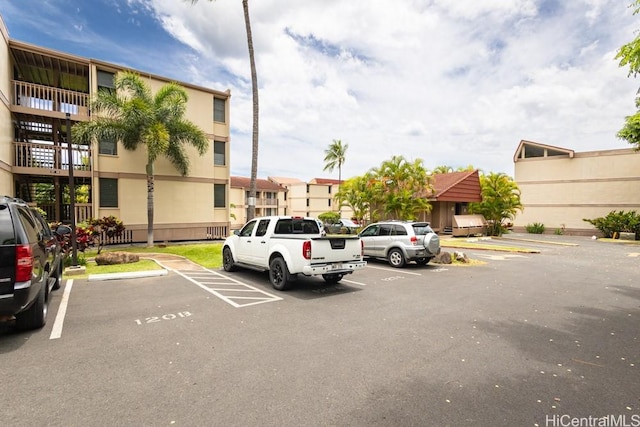 84-687 Ala Mahiku St Unit 120B, Waianae, HI 96792 - view of uncovered parking lot