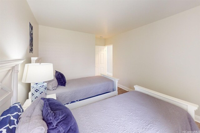 84-687 Ala Mahiku St Unit 120B, Waianae, HI 96792 - bedroom featuring baseboards