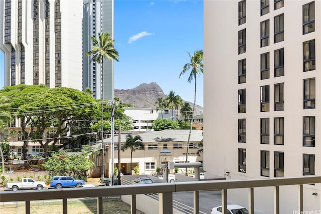 303 Liliuokalani Ave Unit 304, Honolulu, HI 96815 - photo 17