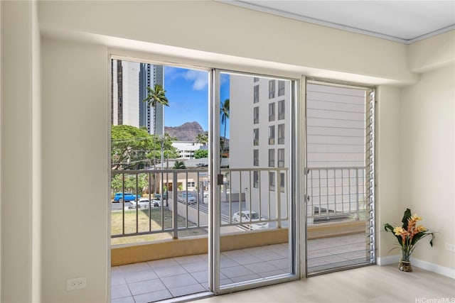 303 Liliuokalani Ave Unit 304, Honolulu, HI 96815 - photo 5