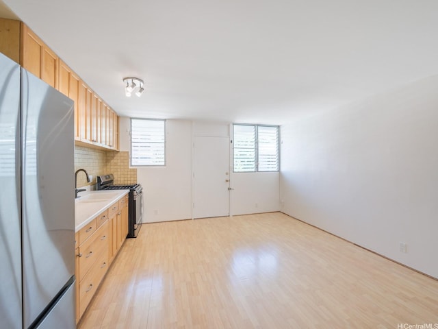 1036 Green St Unit 304, Honolulu, HI 96822 - photo 4