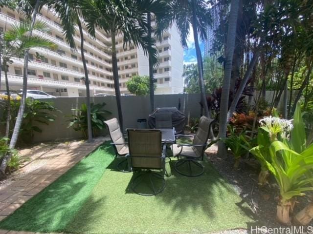 1700 Ala Moana Blvd Unit 1702, Honolulu, HI 96815 - view of yard featuring a patio