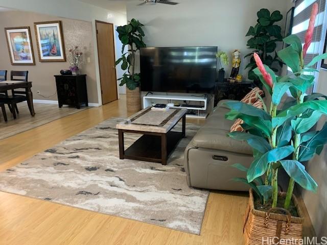 3395 Hardesty St, Honolulu, HI 96816 - living room with wood finished floors