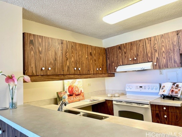 1717 Mott Smith Dr Unit 3305, Honolulu, HI 96822 - photo 5
