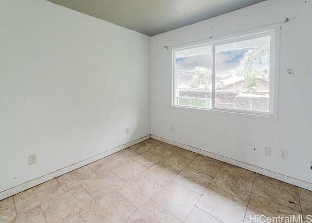 73-4154 Kahauli Pl, Kailua Kona, HI 96740 - unfurnished room with baseboards