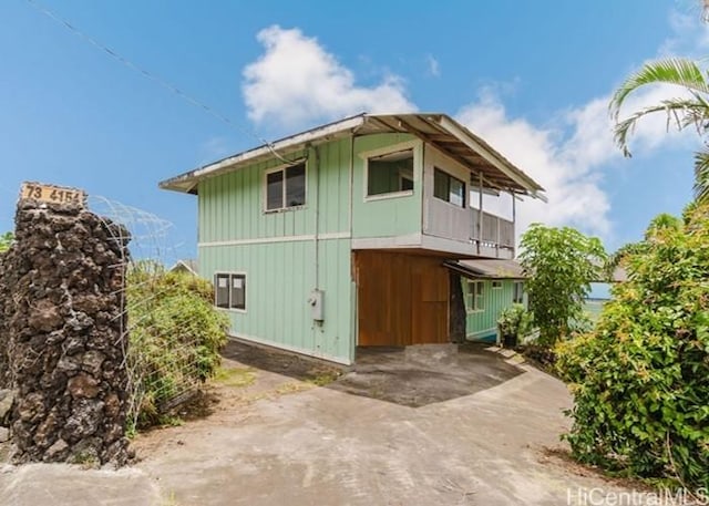 73-4154 Kahauli Pl, Kailua Kona, HI 96740 - view of front of house featuring driveway