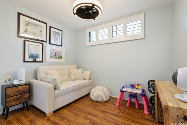 46-081 Konohiki St Unit 3533, Kaneohe, HI 96744 - sitting room with wood finished floors
