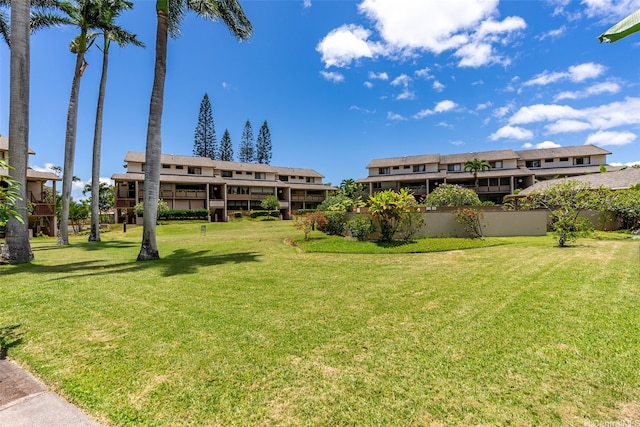 95-138 Kuahelani Ave Unit 244, Mililani, HI 96789 - view of grassy yard