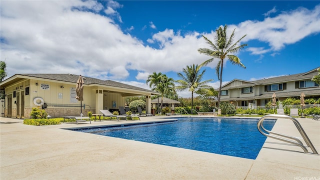92-1522 Aliinui Dr Unit 2304, Kapolei, HI 96707 - community pool featuring a gazebo and a patio area