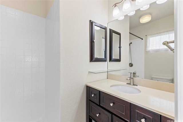 1418 Makiki St Unit A, Honolulu, HI 96814 - full bath featuring a tile shower and vanity