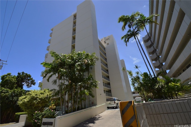 1620 Keeaumoku St Unit 201, Honolulu, HI 96822 - photo 1