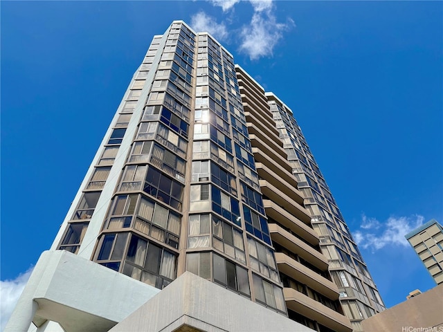 2040 Nuuanu Ave Unit 1103, Honolulu, HI 96817 - photo 25