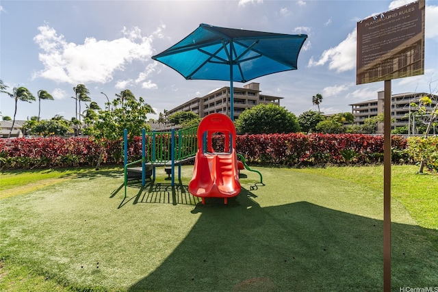 7000 Hawaii Kai Dr Unit 3605, Honolulu, HI 96825 - community play area featuring a lawn