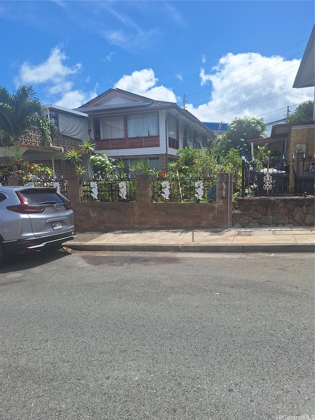 1714 Ema Pl, Honolulu, HI 96819 - photo 1