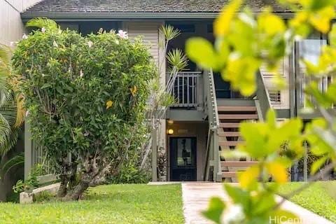 57-101 Kuilima Dr Unit 168, Kahuku, HI 96731 - entrance to property featuring a balcony