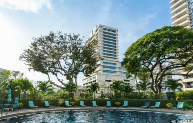 2333 Kapiolani Blvd Unit 2707, Honolulu, HI 96826 - view of community pool