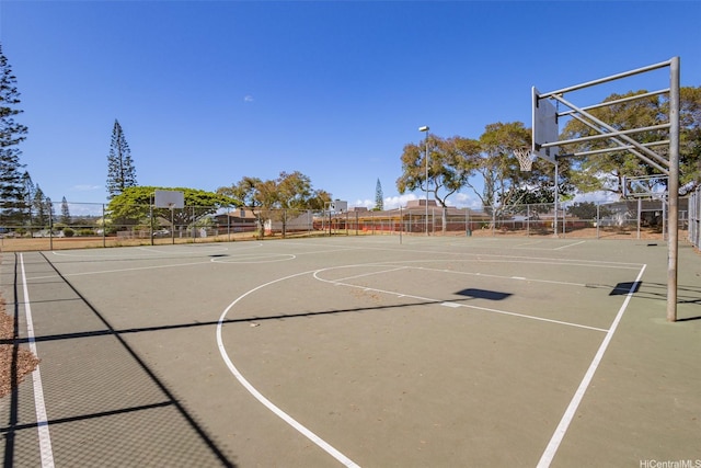 95-312 Kahikinui Ct Unit 213, Mililani, HI 96789 - view of sport court with community basketball court