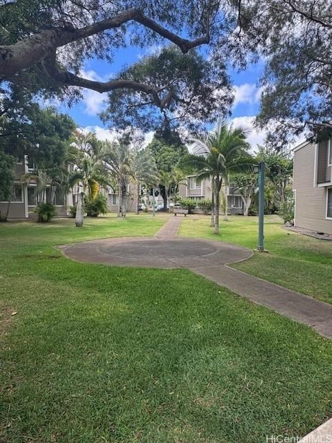 95-646 Hamumu St Unit J204, Mililani, HI 96789 - surrounding community featuring a lawn and a residential view