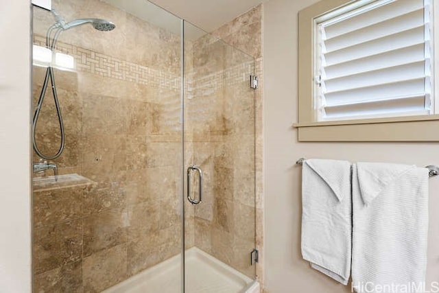 75-6025 Alii Dr Unit L201, Kailua Kona, HI 96740 - bathroom featuring a stall shower