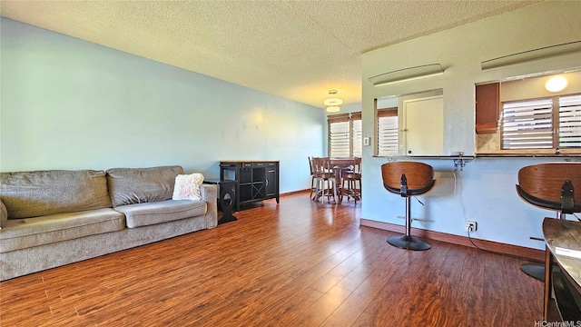 98-441 Kaonohi St Unit 35-3, Aiea, HI 96701 - living room with wood finished floors and a textured ceiling