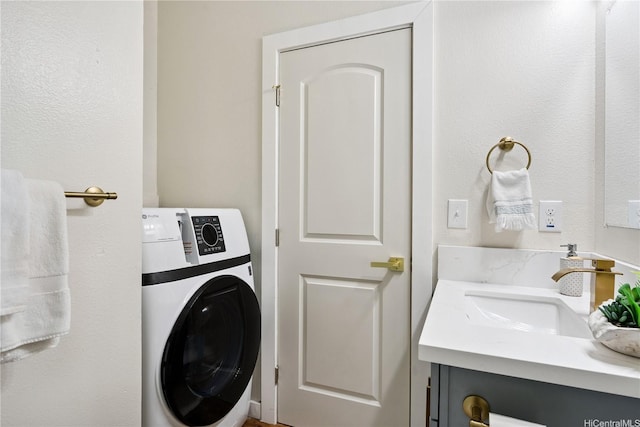91-985 Puahala St Unit 42R, Ewa Beach, HI 96706 - laundry area with washer / dryer