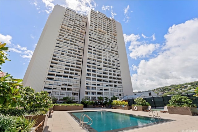 1717 Mott Smith Dr Unit 2212, Honolulu, HI 96822 - view of community pool