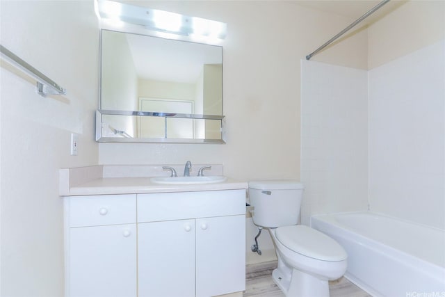 91-1093 Namahoe St Unit 5E, Kapolei, HI 96707 - bathroom with vanity, shower / bath combination, and wood finished floors