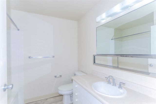 91-1093 Namahoe St Unit 5E, Kapolei, HI 96707 - full bathroom featuring wood finished floors, vanity, and shower / bath combination