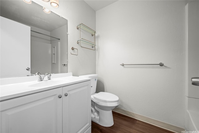 46-263 Kahuhipa St Unit B303, Kaneohe, HI 96744 - full bathroom with wood finished floors and vanity