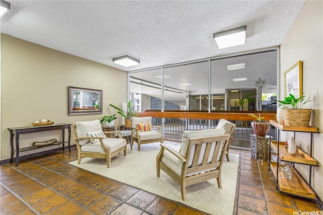 1556 Piikoi St Unit 506, Honolulu, HI 96822 - building lobby with a textured ceiling