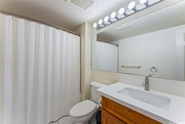 3075 Ala Poha Pl Unit 206, Honolulu, HI 96818 - bathroom featuring vanity and a shower with shower curtain
