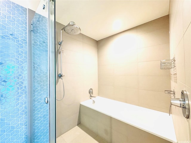 1000 Auahi St Unit 1600, Honolulu, HI 96814 - full bathroom featuring tiled shower and pet washing station