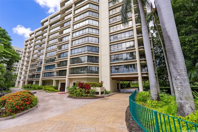 1525 Wilder Ave Unit 901, Honolulu, HI 96822 - photo 24