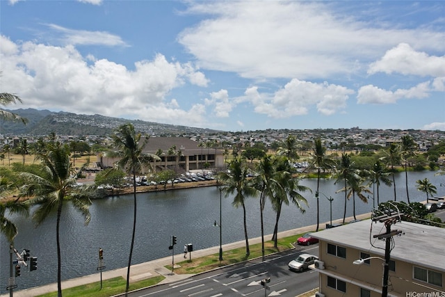320 Liliuokalani Ave Unit 602, Honolulu, HI 96815 - water view featuring a mountainous background
