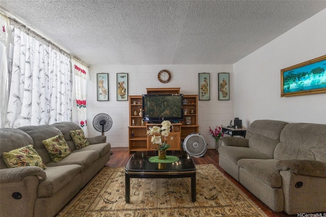 94-246 Leoku St Unit G226, Waipahu, HI 96797 - photo 2