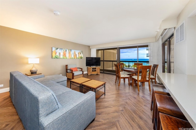 2470 Kalakaua Ave Unit 704, Honolulu, HI 96815 - photo 9