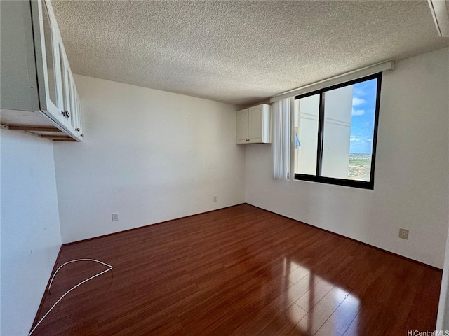 990 Ala Nanala St Unit 32C, Honolulu, HI 96818 - photo 8