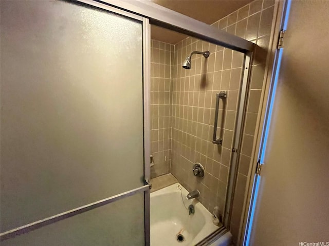 1650 Ala Moana Blvd Unit 2309, Honolulu, HI 96815 - bathroom with enclosed tub / shower combo