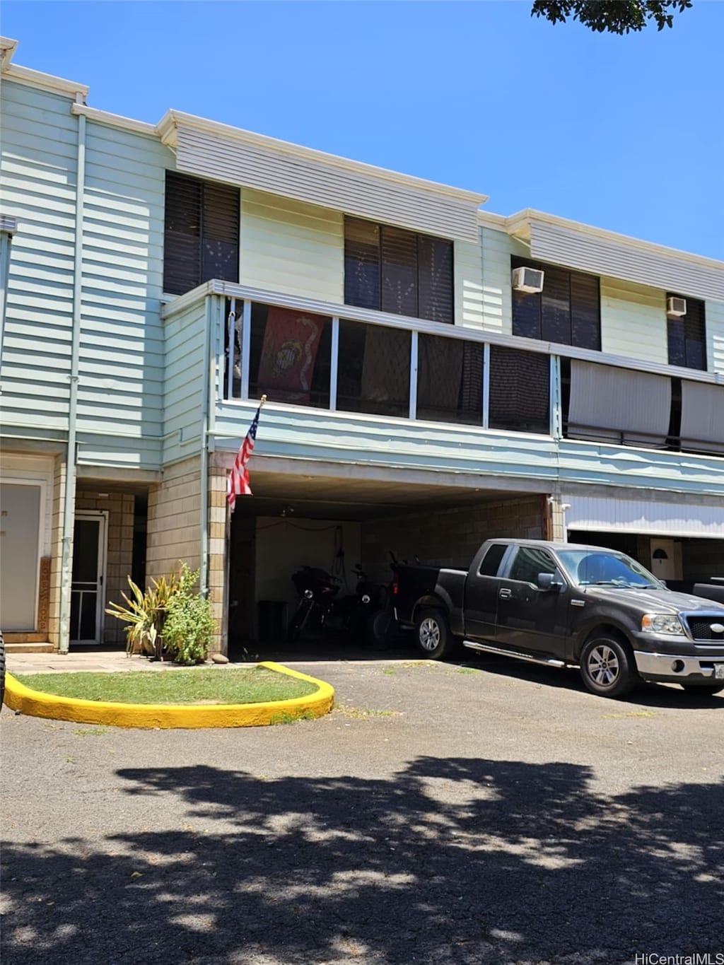 87-208 Helelua St Unit 4, Waianae, HI 96792 - photo 1