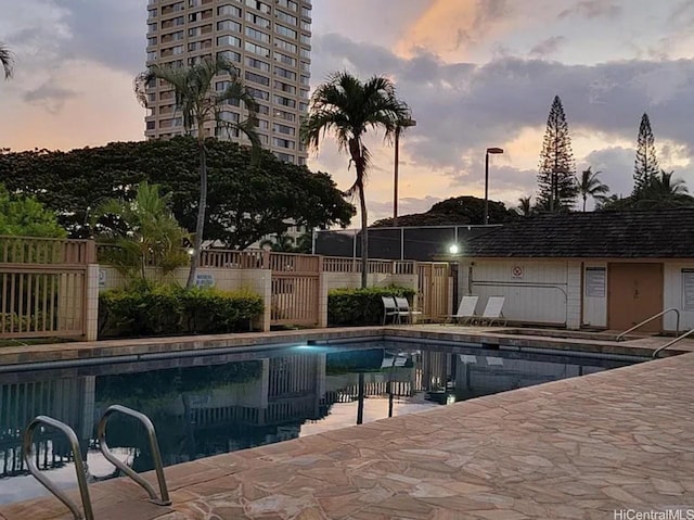 1060 Kamehameha Hwy Unit 302B, Pearl City, HI 96782 - community pool with a patio