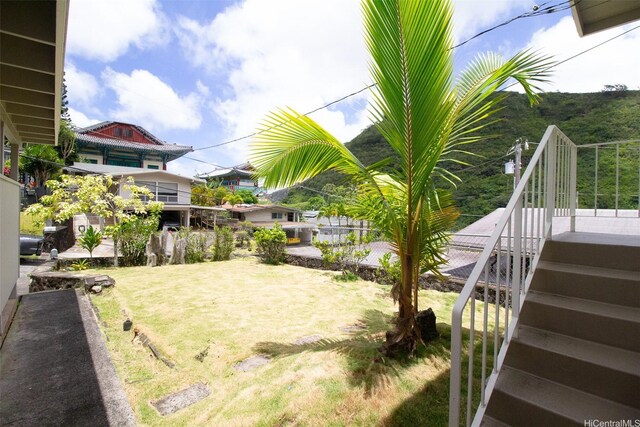 2410 Halenoho Pl, Honolulu, HI 96816 - view of yard with stairway