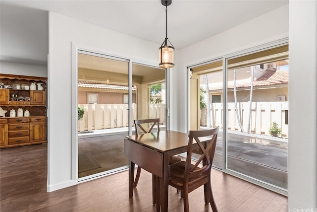 91-1186 Namahoe St, Kapolei, HI 96707 - dining area featuring dark wood-type flooring